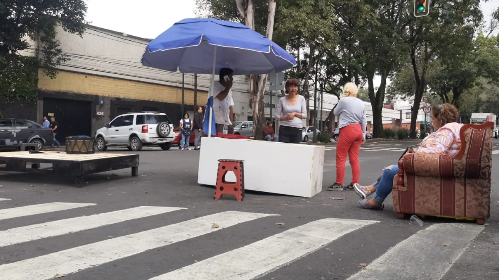 Vecinos de Tlalpan bloquean San Fernando